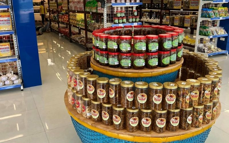 Kinh nghiệm mua đặc sản miền trung khi đi du lịch Tết Kinh nghiệm mua đặc sản miền trung khi đi du lịch Tết