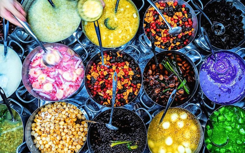 Huế nổi tiếng với các món chè phong phú 