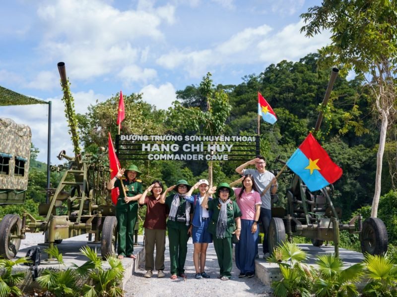 Hang Chỉ Huy - Một 'địa chỉ đỏ' trên tuyến đường Trường Sơn