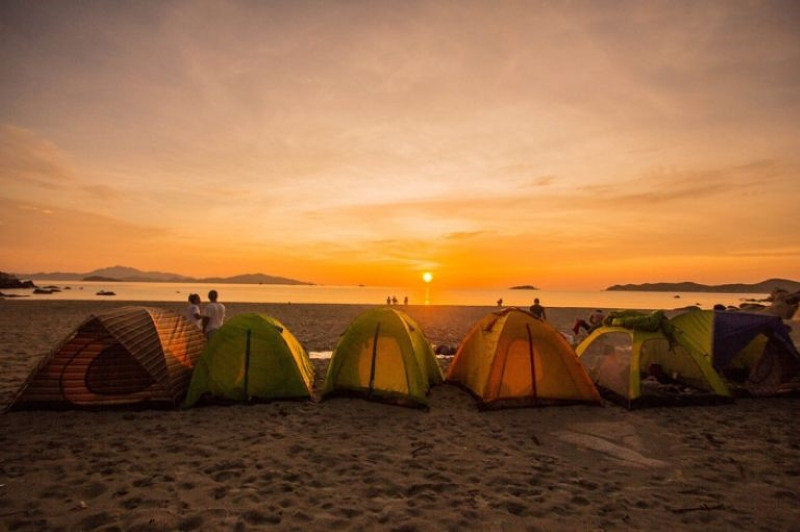 Cắm trại view đẹp tại bãi biển FLC Quy Nhơn