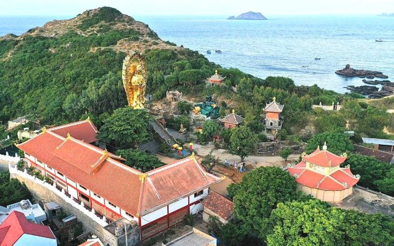 Khu tịnh xá Ngọc Hòa