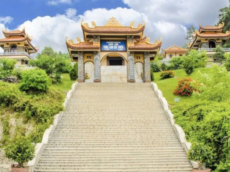 Không gian yên tĩnh tại Thiền viện Trúc Lâm Không gian yên tĩnh tại Thiền viện Trúc Lâm