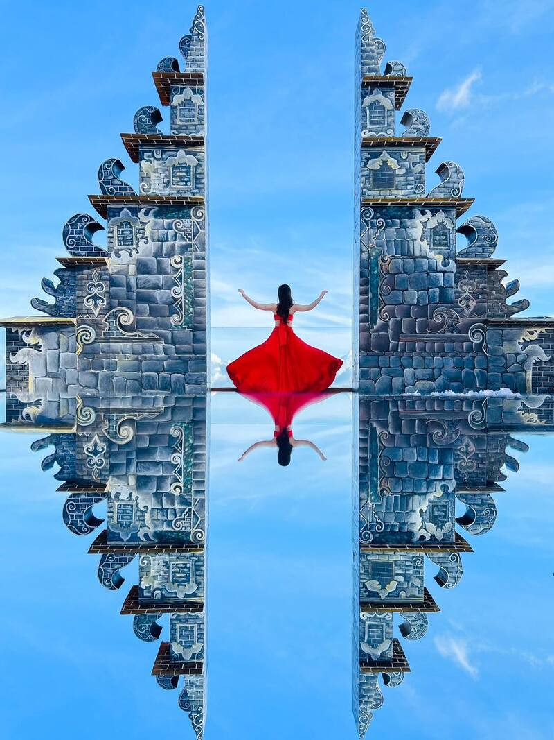Góc hình “sống ảo” cực đẹp ở Cổng trời Bali 