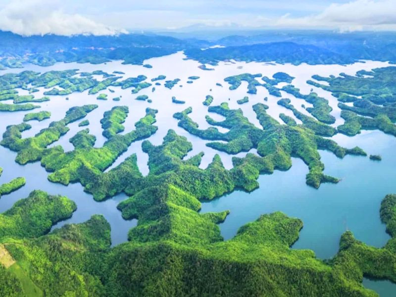 Khám phá Hồ Tà Đùng Khám phá Hồ Tà Đùng (ảnh: sưu tầm)