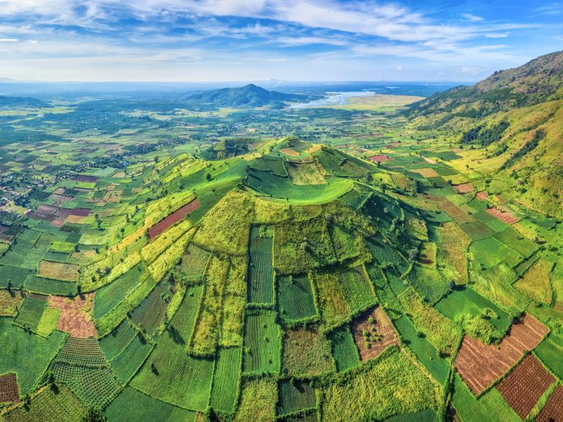 Khung cảnh thiên nhiên đa dạng của Tây Nguyên Khung cảnh thiên nhiên đa dạng của Tây Nguyên (ảnh: sưu tầm)