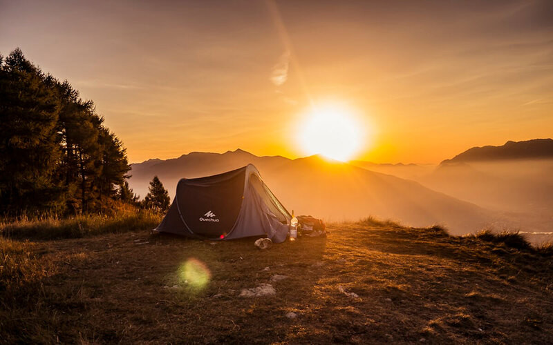 Cắm trại tại đồi cỏ hồng sẽ đem lại cho bạn trải nghiệm tuyệt vời 