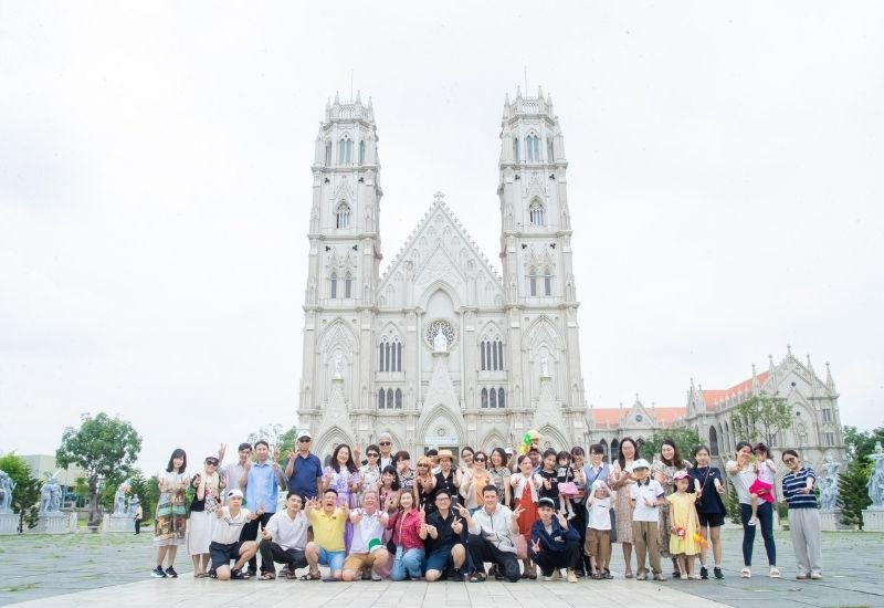 Tour du lịch Tết gia đình giá tốt tại Đất Việt Tour