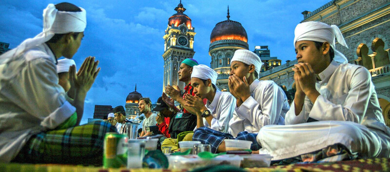 Những bữa ăn sau khi mặt trời lặn tại tháng lễ Ramadan