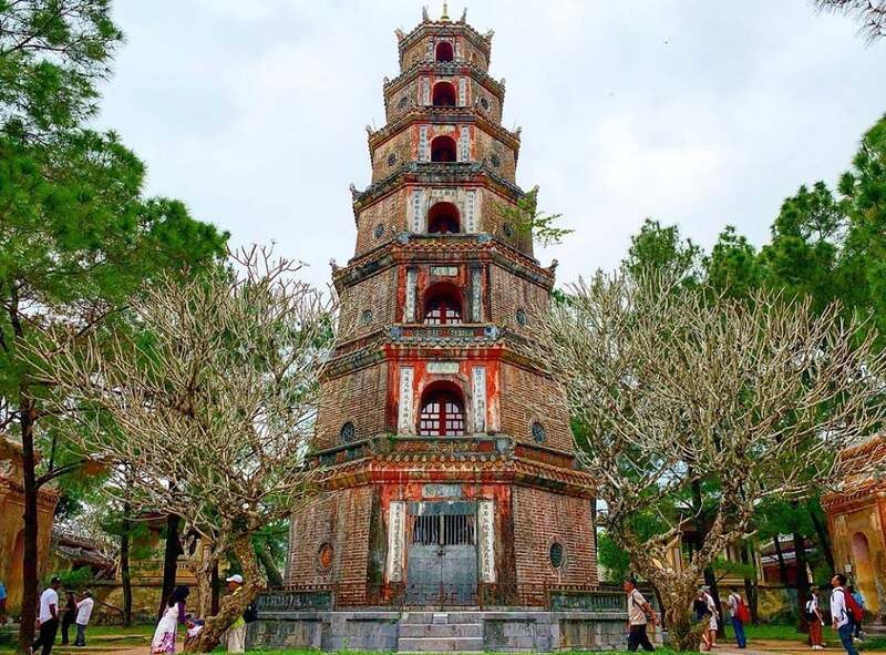 Chùa Thiên Mụ hiện lên nét yên bình, thư giãn