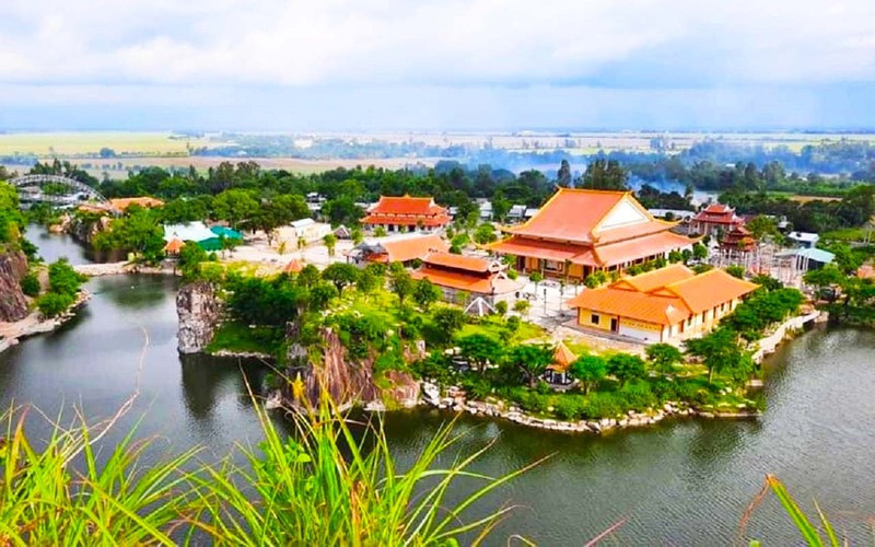 Thiền viện Trúc Lâm