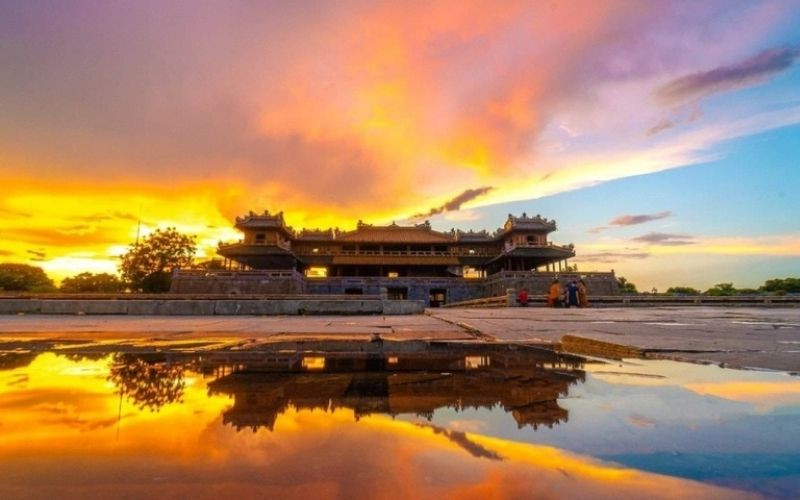 Ngắm hoàng hôn xứ Huế làm mê mẩn lòng người