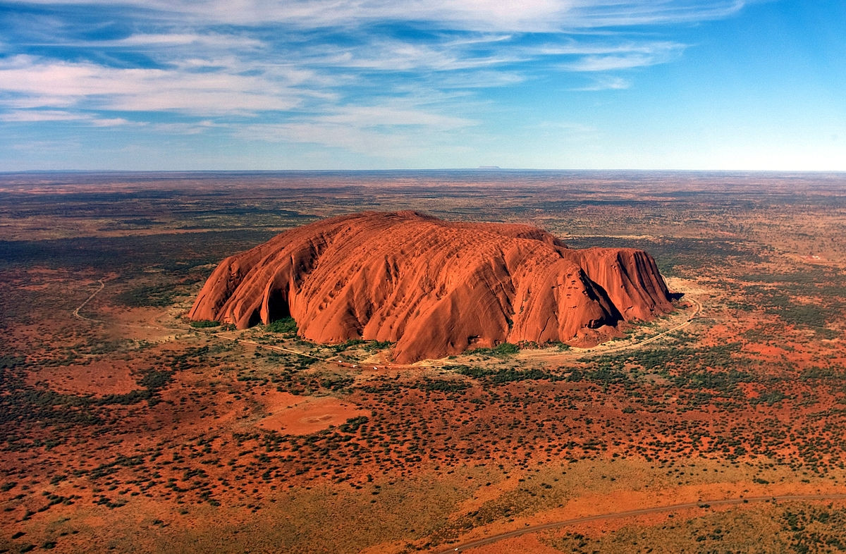 Tảng đá nguyên khối Uluru