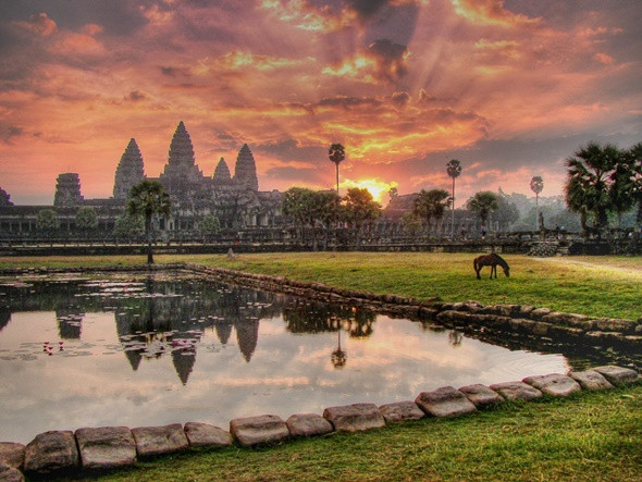 Địa điểm không nên bỏ qua khi du lịch Campuchia - Quần thể di tích Angkor