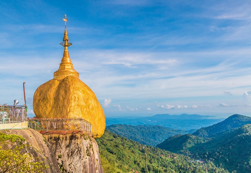 Du lịch Tết Myanmar: Chiêm ngưỡng Chùa đá vàng Kyaiktiyo lộng lẫy - ảnh 3