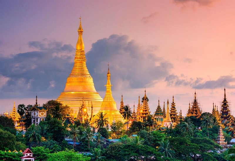 Du lịch Myanmar: Hành hương đầu năm tại ngôi chùa Shwedagon - ảnh 1