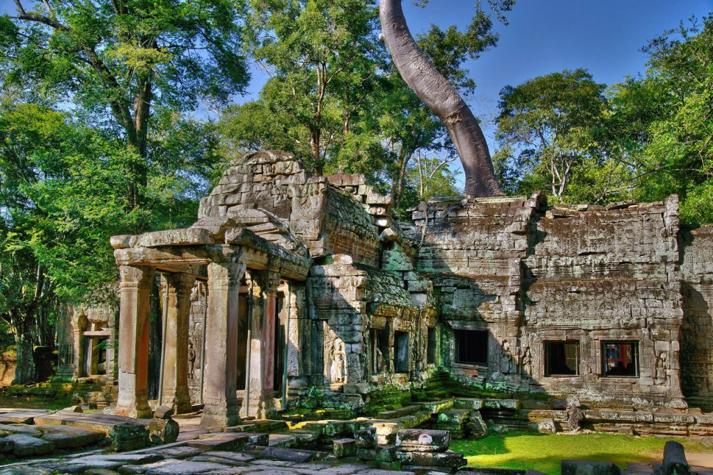 Ta Prohm - ngôi đền có những rễ cây cổ thụ kỳ quái