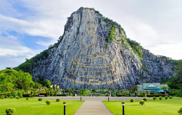 Chiêm ngưỡng Trân Bảo Phật Sơn hùng vĩ khi du lịch Thái Lan - ảnh 1
