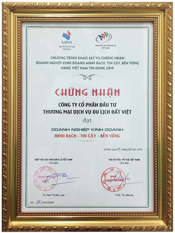 Đất Việt Tour vinh dự được trao chứng nhận Doanh nghiệp kinh doanh minh bạch, tin cậy, bền vững 2019 
