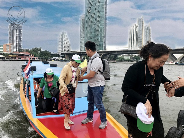 Đất Việt Tour hân hạnh đồng hành cùng đoàn khách Bình Dương