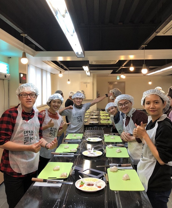 Hành trình khám phá Busan cùng Đất Việt Tour qua từng km Hành trình khám phá Busan cùng Đất Việt Tour qua từng km