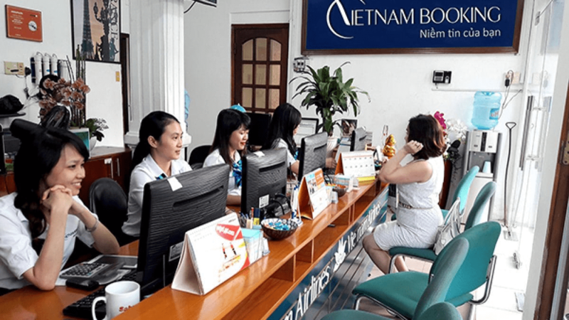 Chi phí dịch vụ tại Việt Nam Booking vô cùng hợp lí, thủ tục nhanh chóng và đơn giản