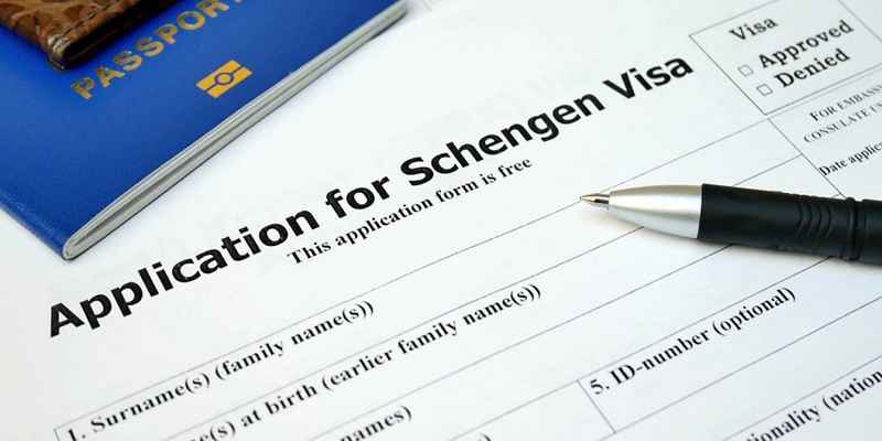 Mẫu đơn xin thị thực Pháp Schengen. 